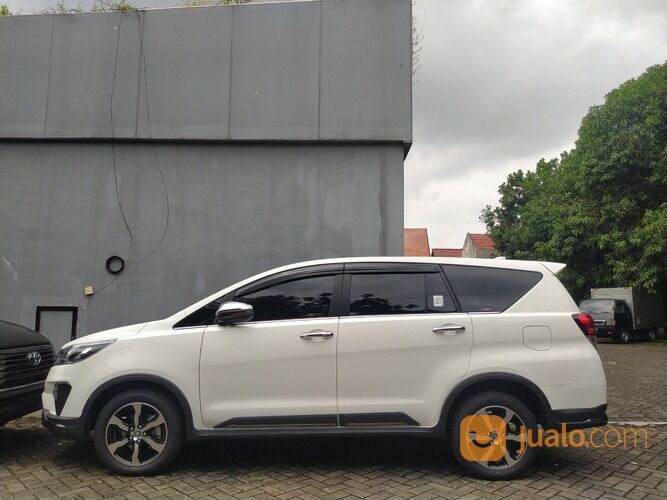 [JAMINAN HARGA TERBAIK] KIJANG INNOVA VENTURER 2.4 DIESEL AUTOMATIC