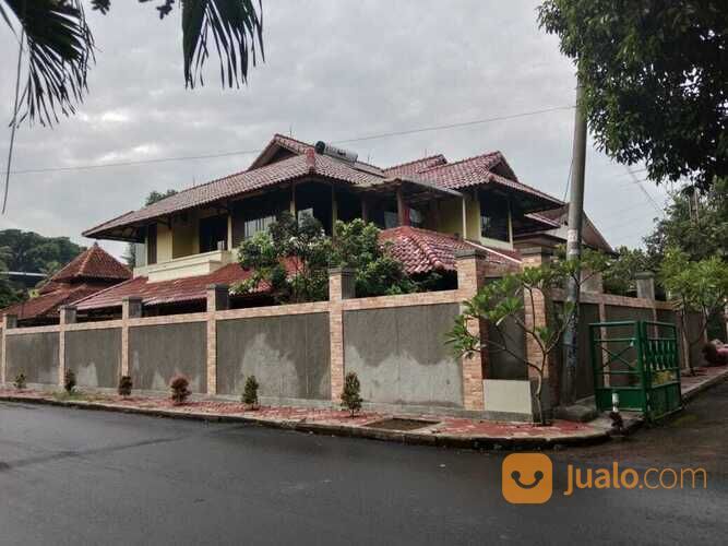Rumah Di Witana Harja Country Estate Pamulang