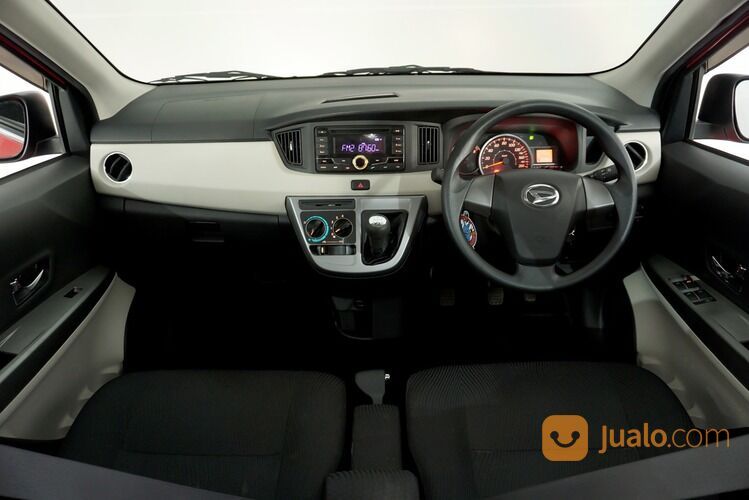 Daihatsu Sigra 1.2 R Deluxe MT 2018 Merah