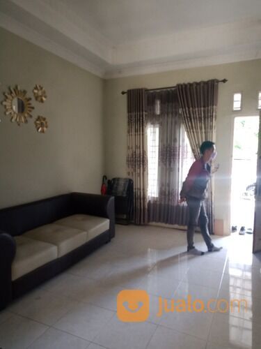 Rumah Di Puri Telukjambe Karawang