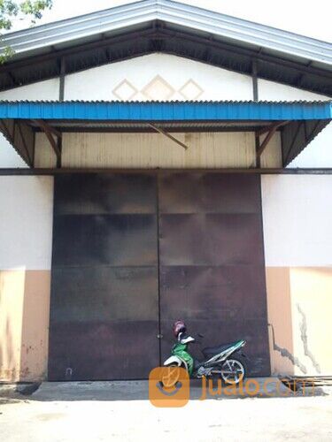Gudang Di Kawasan Pergudangan Tambak Langon Indah