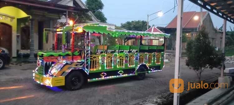 Kereta Mini Wisata Keliling Kampung Odong Mobilan