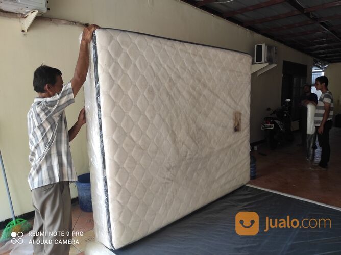 Jasa Cuci Springbed, Sofabed, Karpet Dll Di Serang