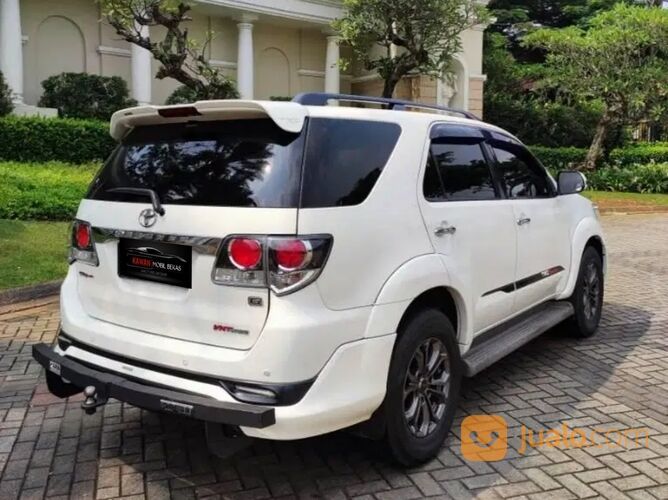 TDP 70jt TOYOTA FORTUNER 2.5 G TRD AT DIESEL 2015 PUTIH