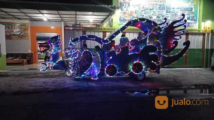 Kereta Kencana Motor Viar/Tossa