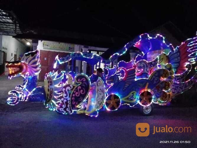 Kereta Kencana Motor Viar/Tossa