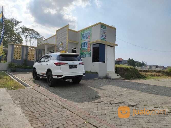 VILLA BUMI EMAS HUNIAN MODERN DI KOTA MALANG