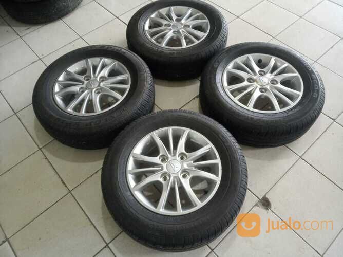 Pelek-Velg Bekas Oem Xenia Ring 14 Pcd 4x114,3 Plus Ban 185 70 R14