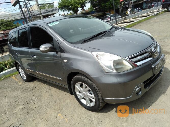 Nissan Grand Livina Ultimate 2012 Matic