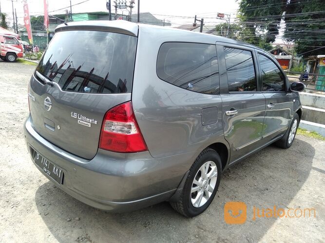 Nissan Grand Livina Ultimate 2012 Matic