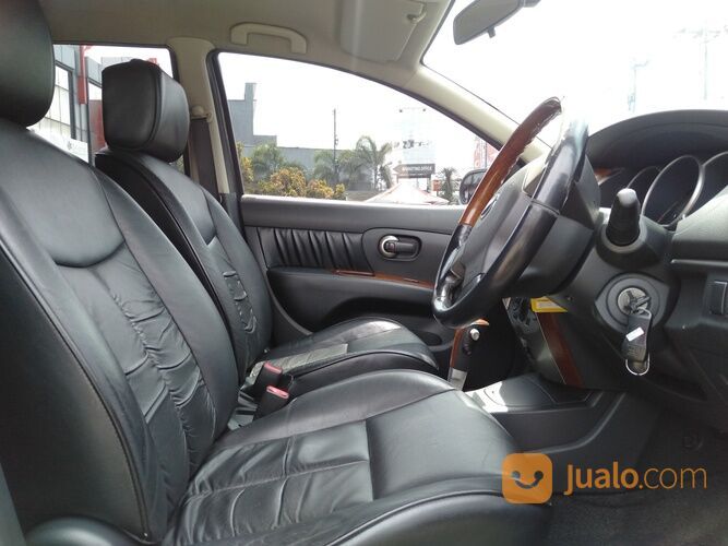 Nissan Grand Livina Ultimate 2012 Matic