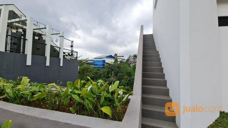 LANGKA Rumah Downslope 3LT Di Dago Kota Bandung Harga Mulai 2.7M