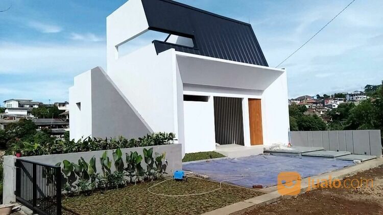 LANGKA Rumah Downslope 3LT Di Dago Kota Bandung Harga Mulai 2.7M
