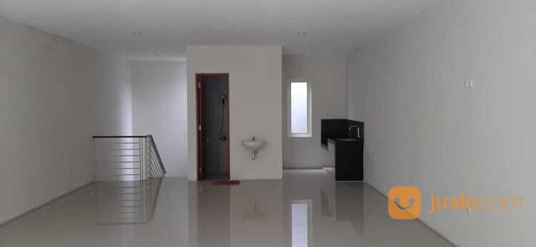 Ruko Jambangan Town House Surabaya - Lokasi Depan Palm Spring