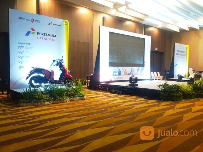 SEWA VIDEOTRON MEDAN ( 085362792813 )