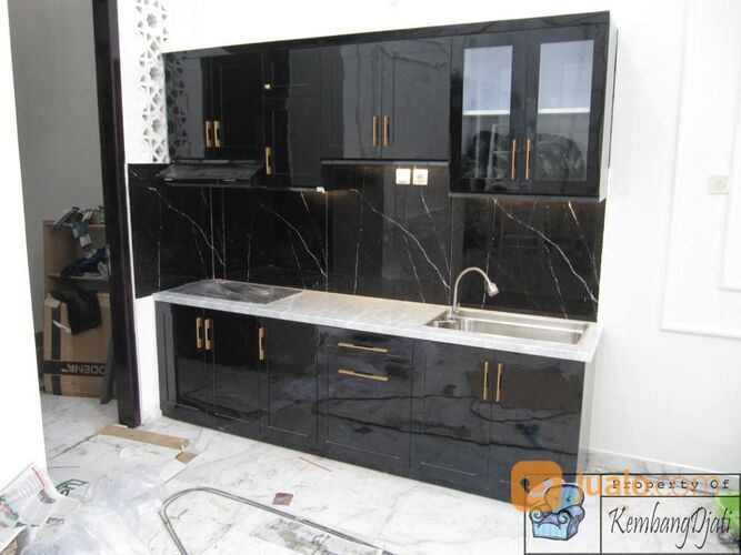 Kitchen Set Warna Hitam Glossy Top Table Granit Asli Corak Carara White