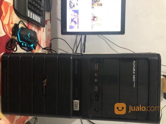 Komputer PC (CPU Dan Monitor) Plug And Play