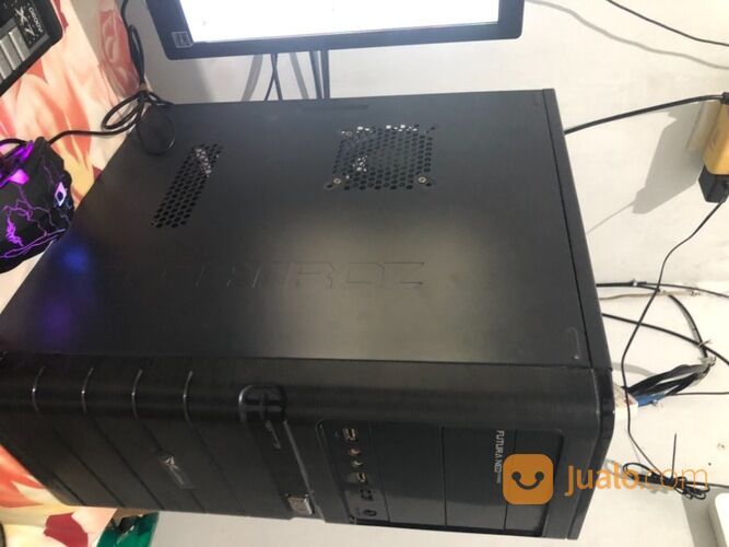 Komputer PC (CPU Dan Monitor) Plug And Play