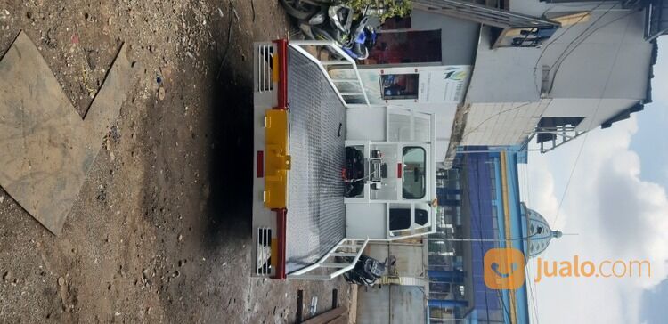 MOBIL TOWING ISUZU TRAGA MOBIL GENDONG ISUZU TRAGA