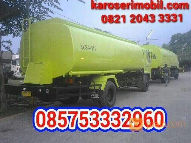 TANGKI MINYAK SAWIT 20 TON TRUK TANGKI CPO 20 TON