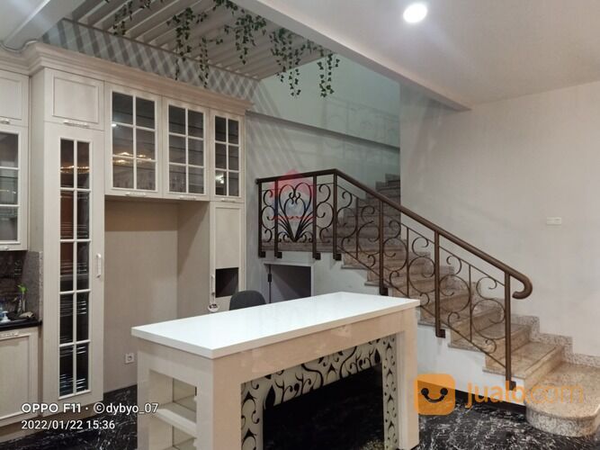 Rumah Mewah Dan Besar Siap Huni Sukahaji Sarijadi Bandung.