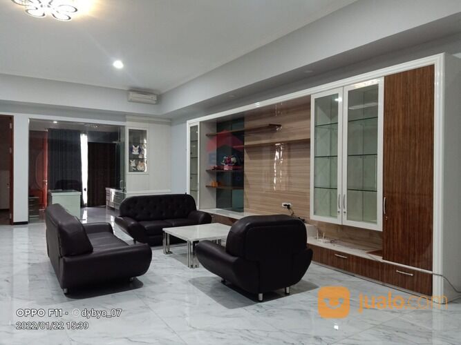 Rumah Mewah Dan Besar Siap Huni Sukahaji Sarijadi Bandung.