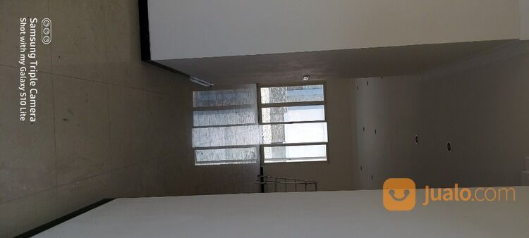 Rumah Di Jl.Kutisari Indah Utara II Blok A Surabaya