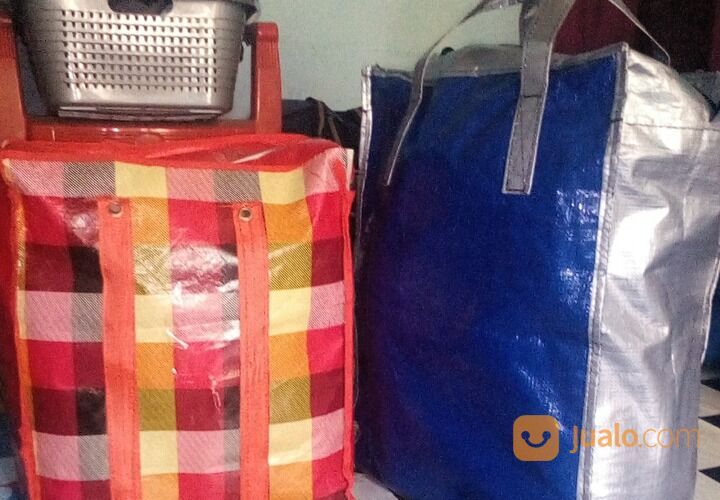 MAKMUR JAYA LAUNDRY TLOGOSARI Siap Antar Jemput Laundry & Setrika Anda Muraaah Khusus Tlogosari USM