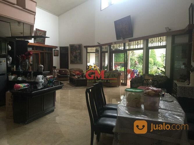 382. RUMAH MEGAH DI TAMAN SAKURA INDAH - BANDUNG PUSAT