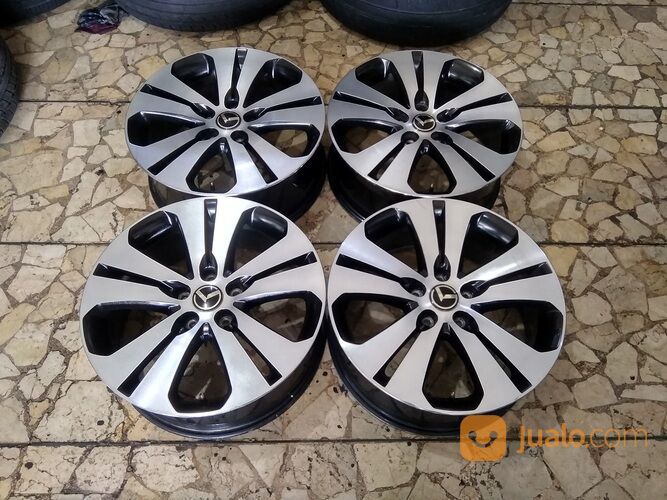 VELG MOBIL BEKAS KIA SPORTAGE RING 18 PCD 5x114