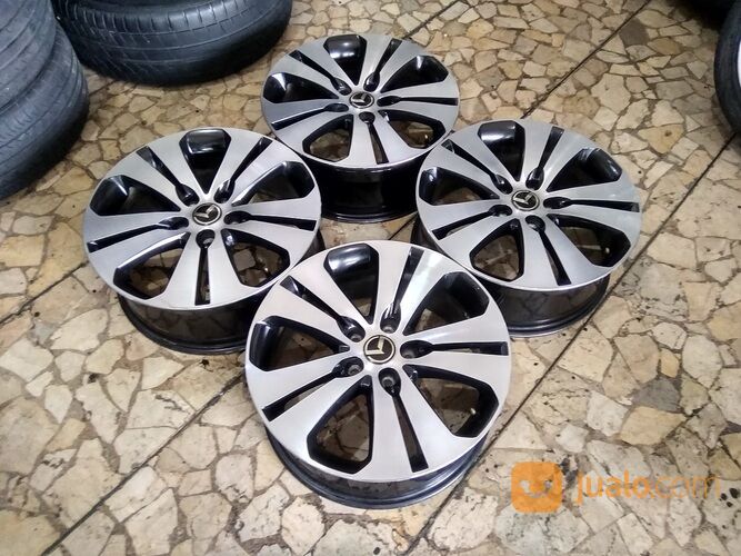 VELG MOBIL BEKAS KIA SPORTAGE RING 18 PCD 5x114