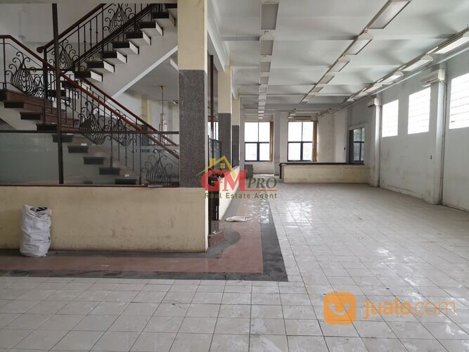 GEDUNG DI ASIA AFRIKA - BANDUNG PUSAT