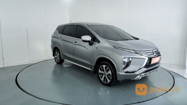 Mitsubishi Xpander Ultimate AT 2017 Abu-Abu