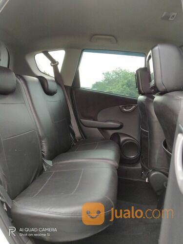 HONDA JAZZ 1.5 RS AT 2013 PUTIH Kondisi Mobil Istimewa Bergaransi Dan Dijamin Siap Pakai