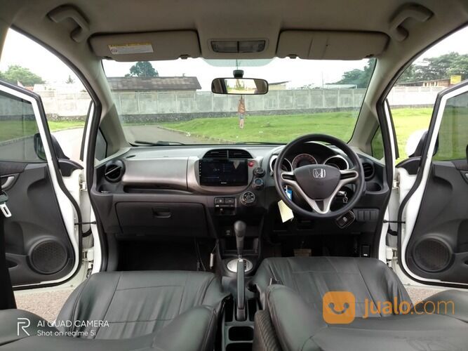 HONDA JAZZ 1.5 RS AT 2013 PUTIH Kondisi Mobil Istimewa Bergaransi Dan Dijamin Siap Pakai