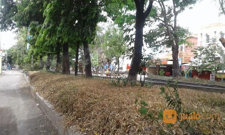 Tanah Pinggir Jalan Slamet Riyadi Solo
