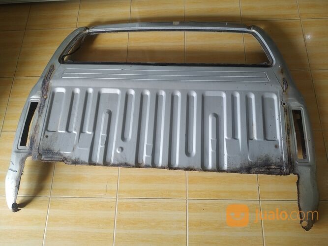 Plat Sandaran Bekang Toyota Hilux Pick Up Single Cabin Tahun 2010