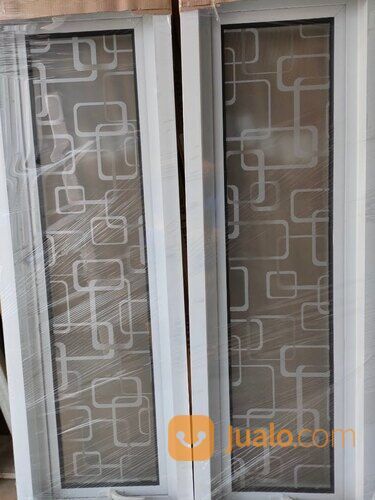 Jendela Aluminium Motif Kaca Es Warna Putih Crystalis Modern Minimalis Blur