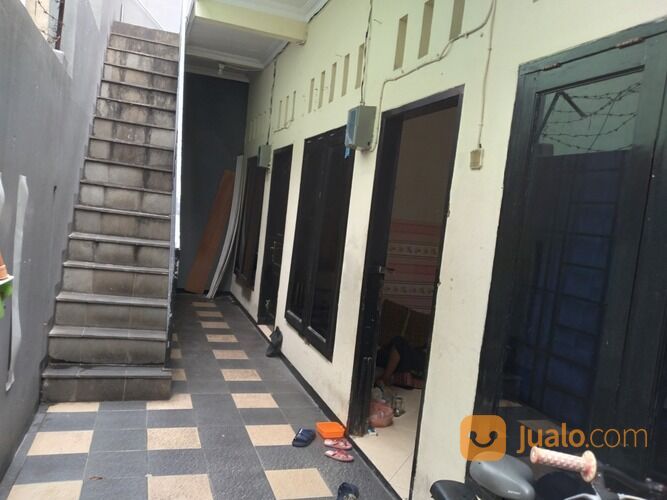 Di Sewakan Rumah Petak Kebon Kacang Ampera