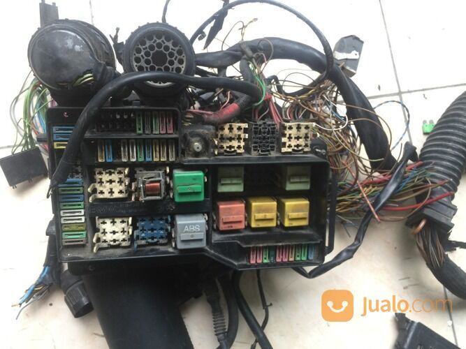 Fuse Box Sikring Dan Wiring Hernes Mesin BMW 318i 316i E36 M43 B1.8 1.6 Thn 93 S/D 99 Lengkap Relay