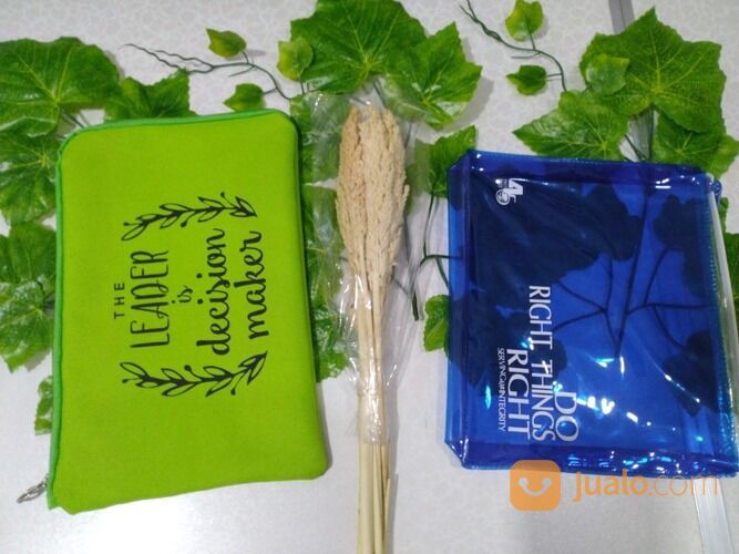 Souvenir Dompet Pouch Ungaran
