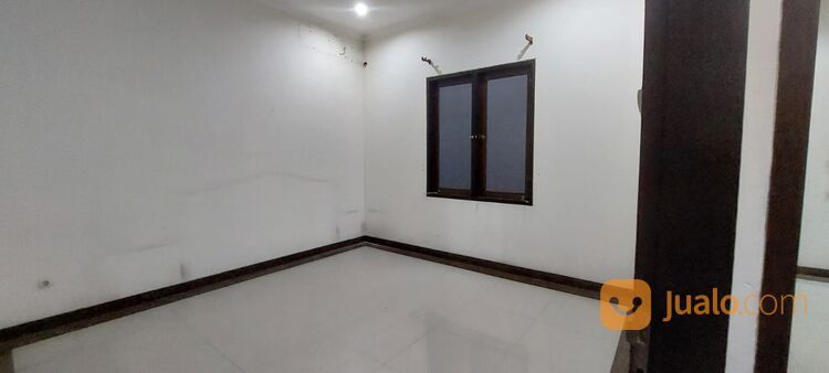 Rumah Siap Huni Di Taman Jatimakmur Indah