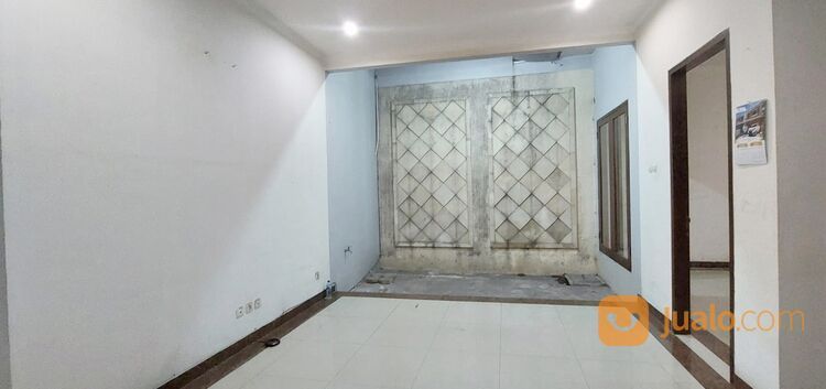 Rumah Siap Huni Di Taman Jatimakmur Indah