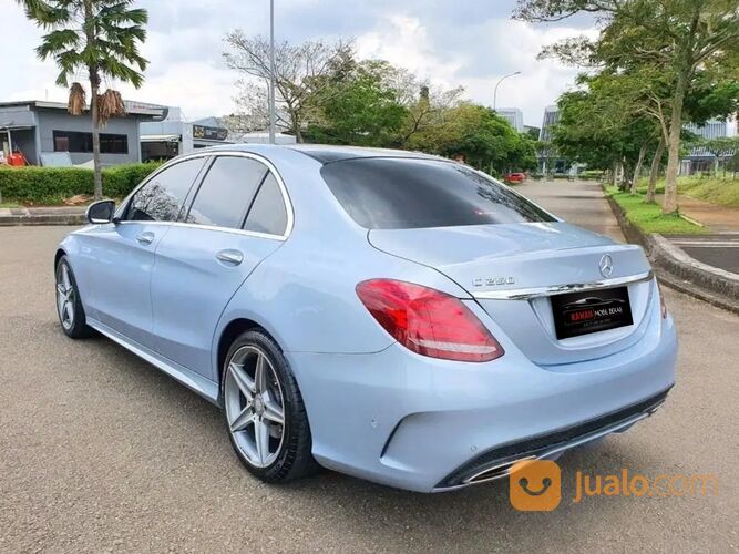 MERCEDES BENZ C250 2.0 W250 AT 2015 DIAMOND SILVER