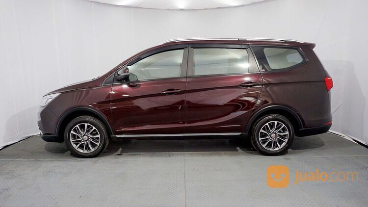 Wuling Cortez 1.8 C MT 2018 Merah