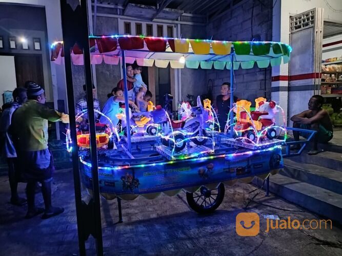Odong Odong Kereta Panggung - Kereta Lantai Mandi Bola Mini Wisata