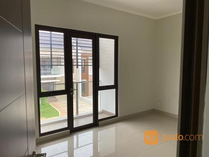 Rumah di Summarecon Bekasi, Cluster Burgundy, Bekasi