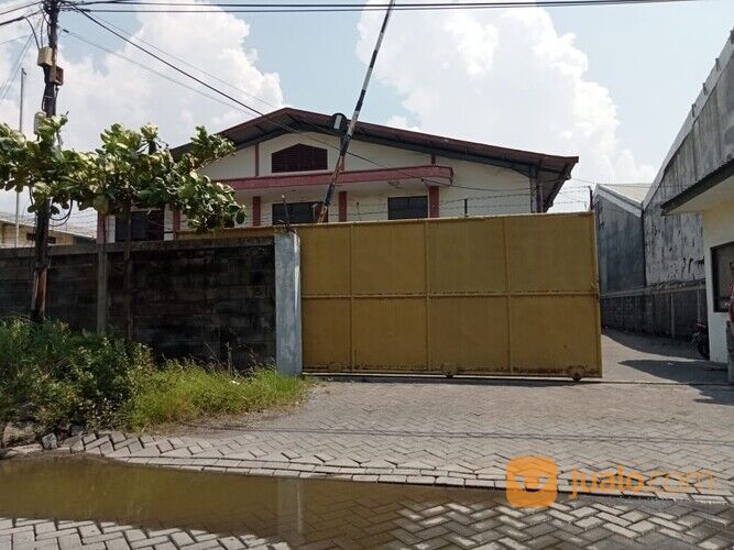 Gudang Luas Daerah Pergudangan Margomulyo Suri Mulya