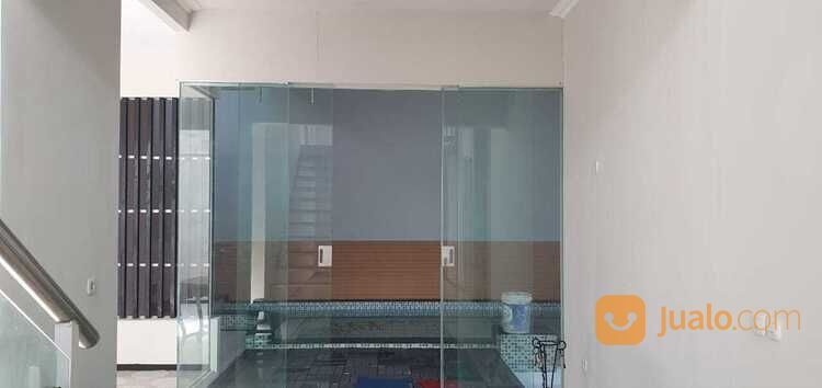 Rumah Ada Kolam Renang Eastwood Regency Citraland Modern 2 Lantai Surabaya Siap Huni