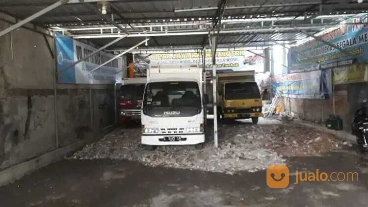 GUDANG GARASI UNTUK TRUK DAN MOBIL DI DUKUH KUPANG